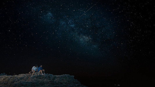 向流星許願的我們