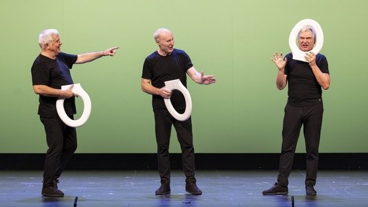HITS chimpúm! La última función de Tricicle