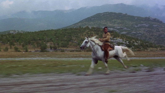 Il mio corpo per un poker