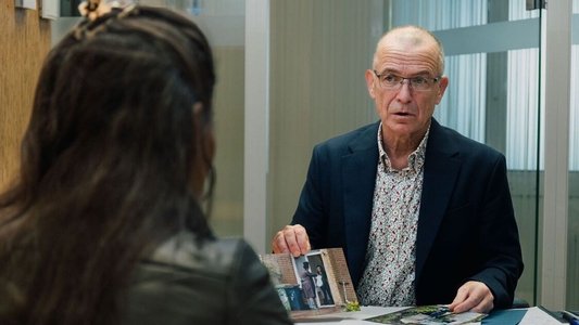 De jacht op Meral Ö.