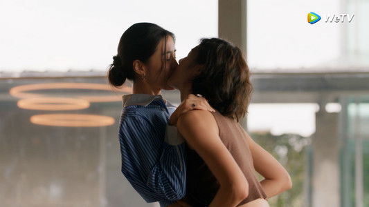 ซ่อนใจไว้ที่เธอ