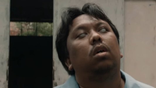 Perempuan Pembawa Sial