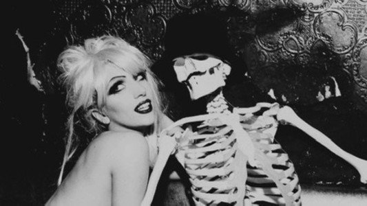 Lady Gaga's artRAVE - The ARTPOP Ball