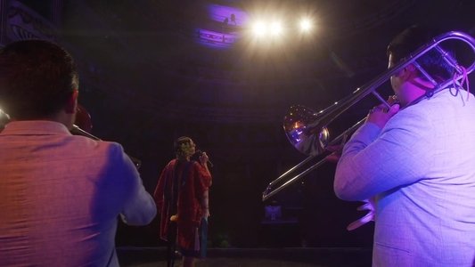 El Grito: Lila Downs en el Teatro Macedonio Alcalá, con la Orquesta de Alejandro Díaz y la Compañía de Danza Costumbrista