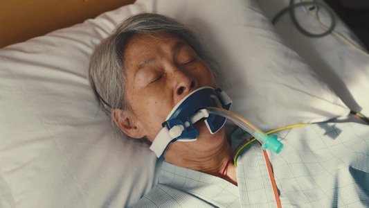 民王R