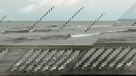 24 Frames