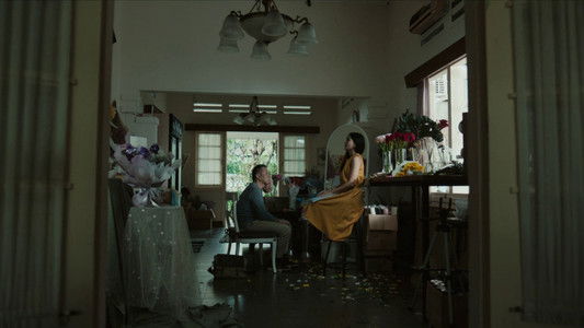 Jatuh Cinta Seperti di Film-Film