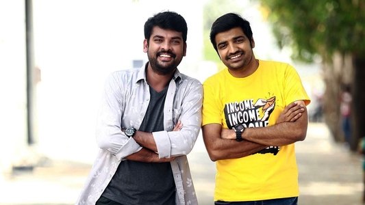 துடிக்கும் கரங்கள்
