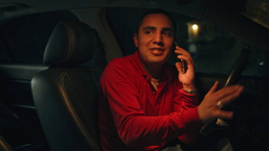 When the Pizza Delivery Guy Walks in on a Robbery