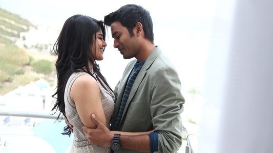 எனை நோக்கி பாயும் தோட்டா