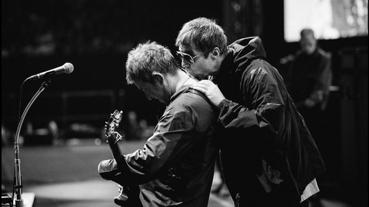 Oasis: Don't Look Back in Anger