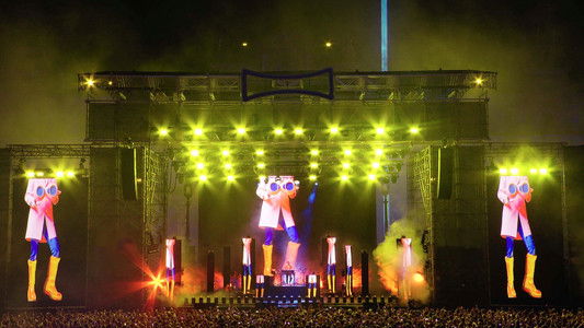 Jean-Michel Jarre - Live in Sevilla