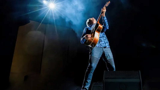 Tommy Emmanuel (CGP): Live at the Sydney Opera House