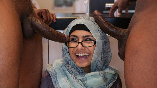 Mia Khalifa 3
