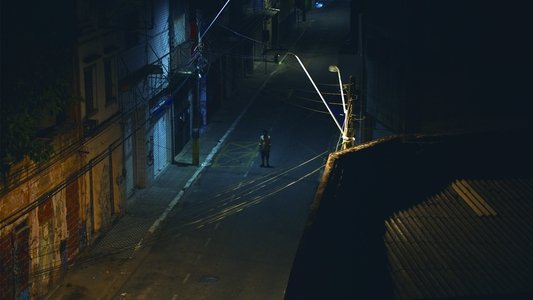Estranho Caminho