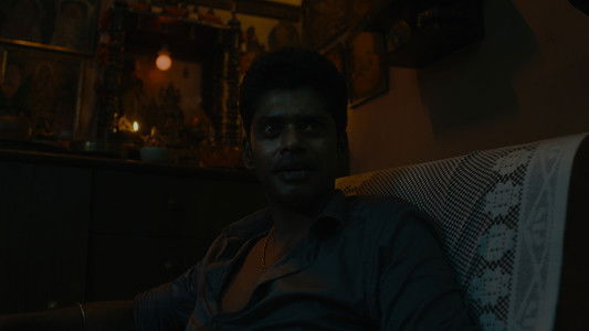 ലോകഃ Chapter 1: ചന്ദ്ര