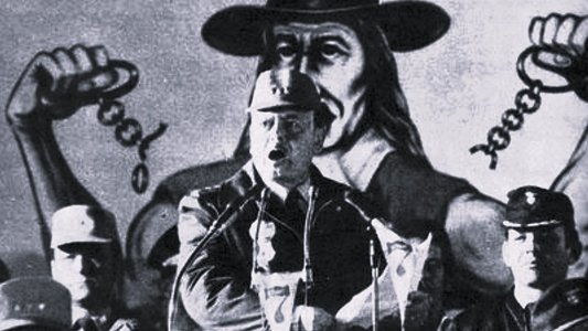 La Revolución y la Tierra