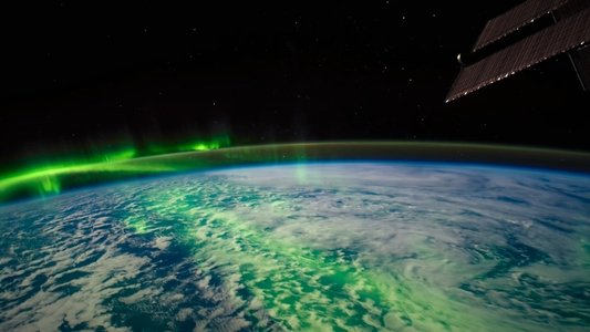 Beyond, ode to the Earth