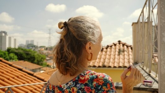 Célia foi à feira