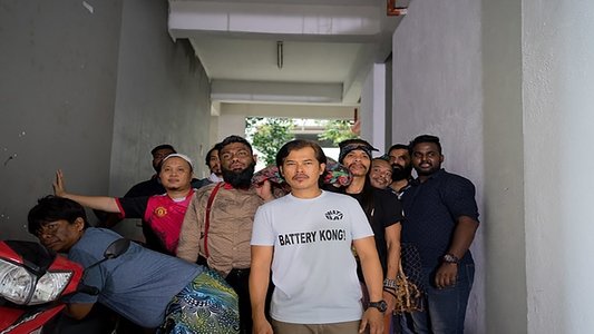 Arwah Pak Mat, Lif & AJK