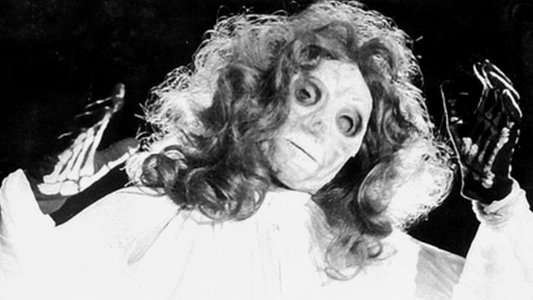 La notte che Evelyn uscì dalla tomba