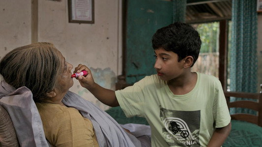 আগন্তুক