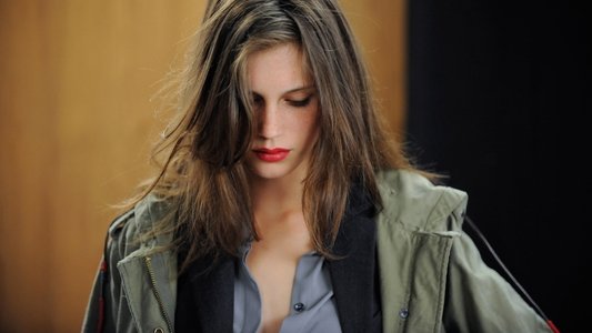 Jeune & Jolie