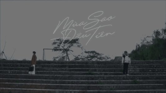 MÙA SAO ĐẦU TIÊN
