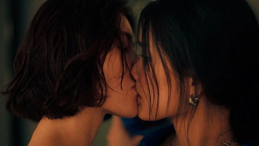 ซ่อนใจไว้ที่เธอ