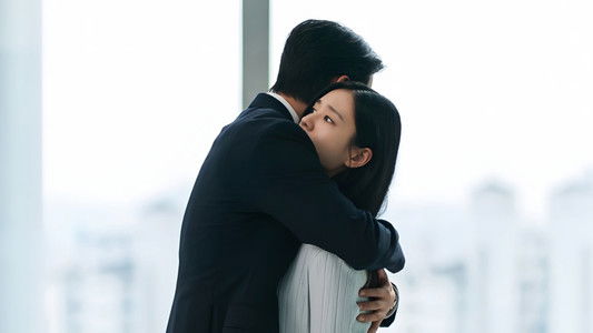 키스는 괜히 해서!