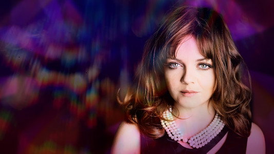 Annett Louisan - mehr als nur spielen