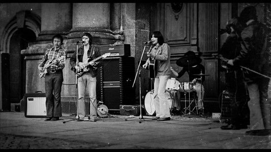 Sumé: Mumisitsinerup nipaa