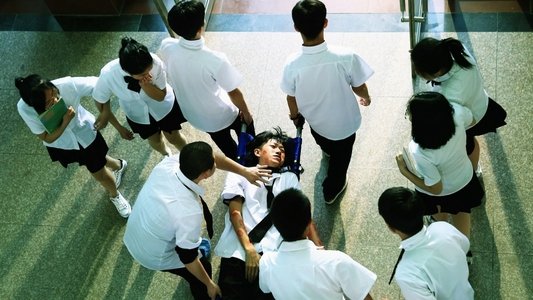 我的同桌是极品
