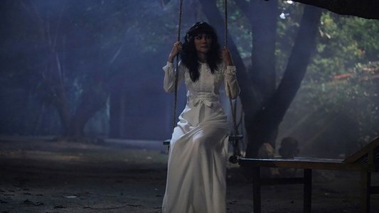 Suzzanna: Bernapas Dalam Kubur