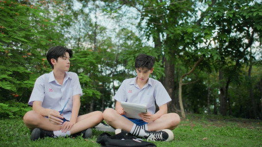 เพื่อนสนิทระวังคิดไม่ซื่อ