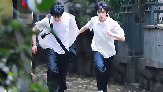 一起等雨停