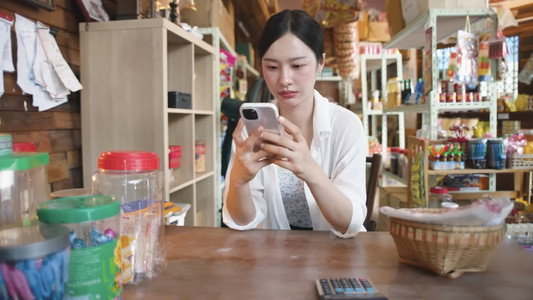 คุณวาฬร้านชำ