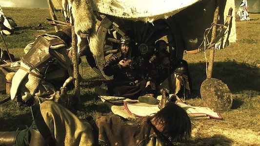 Хүрэлдэй: Их хааны элч