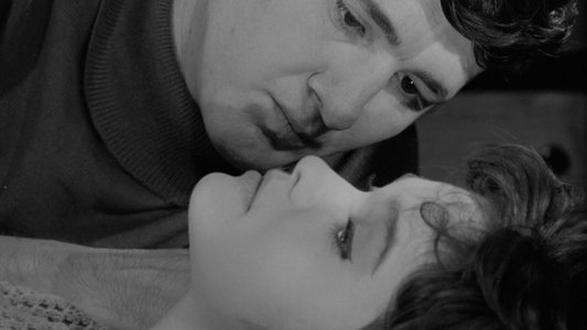 Un film cu o fată fermecătoare