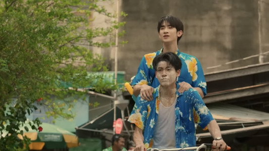 ต้นส้มบ้านเขา แต่ผลส้มหล่นมาบ้านเราตลอดเลย