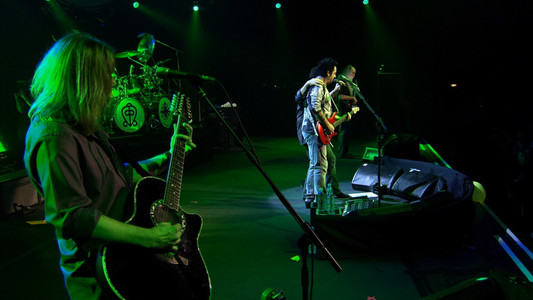 Toto: Falling in Between Live