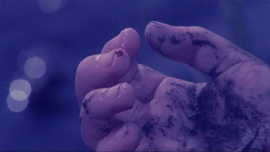 震える舌