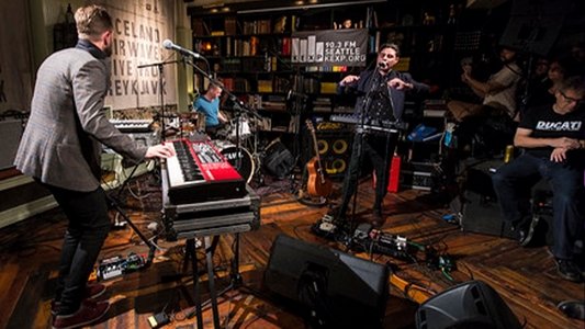 Low Roar - Live on KEXP 2015
