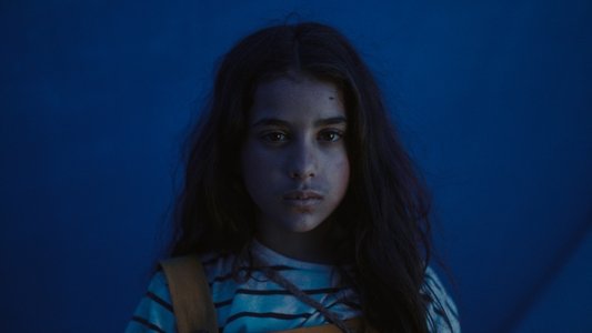 من وراء الموج
