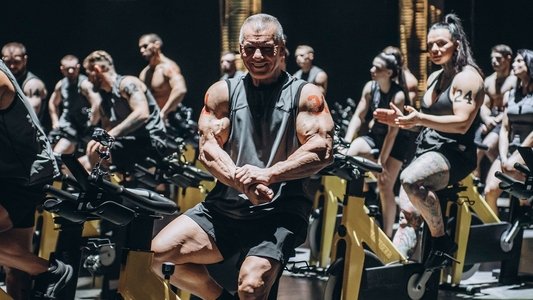 Титаны