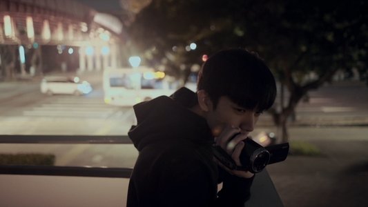 寂寥無聲的凝視
