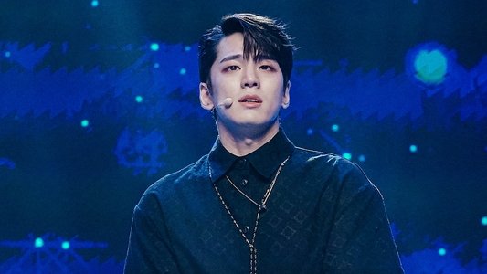 성스러운 아이돌