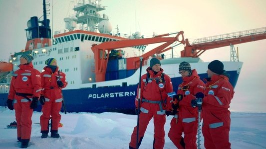 Expedition Arktis - Ein Jahr. Ein Schiff. Im Eis.