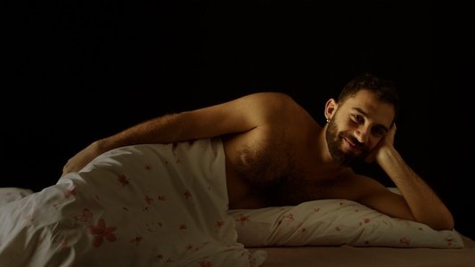بشتقلك ساعات
