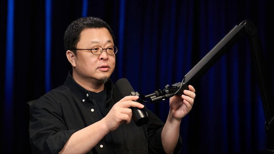 罗永浩的十字路口